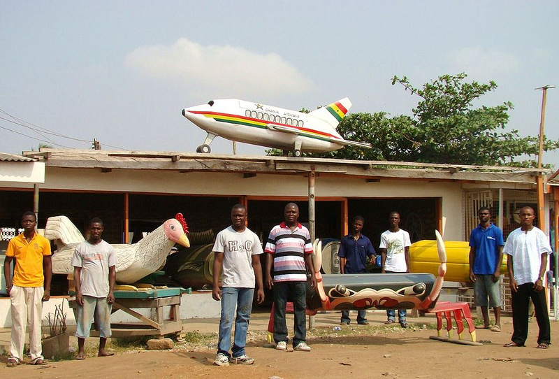 Illustration for article titled Ghana's coffin art lets people bury their loved ones in style